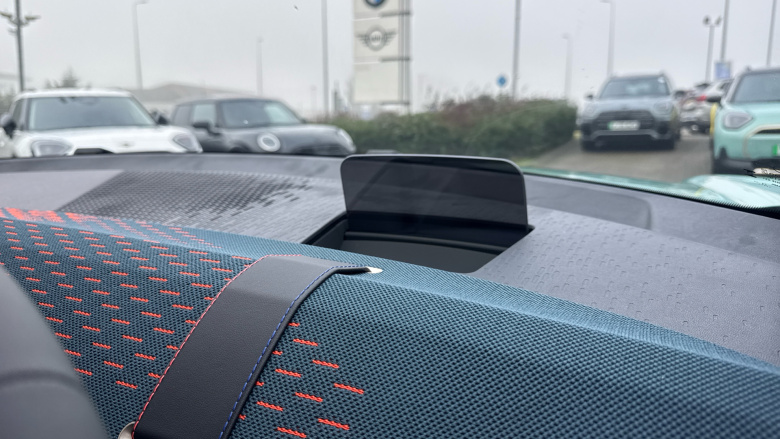 MINI Aceman 135kW E Classic 43kWh 5dr Auto Electric Hatchback